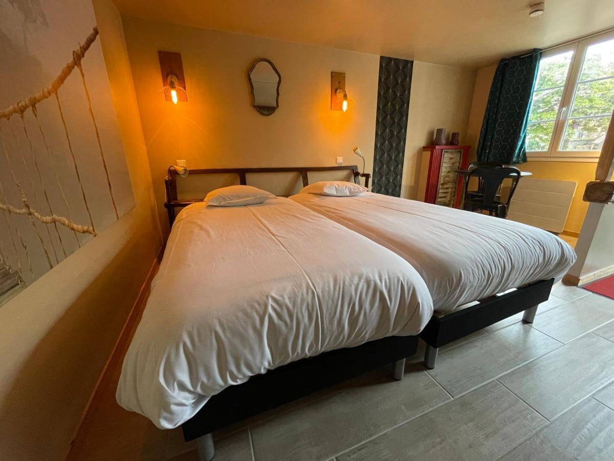 Au Presbytère De Bed & Breakfast 3*