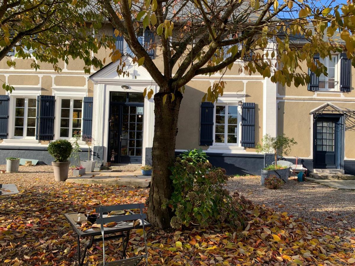Au Presbytère De 3*